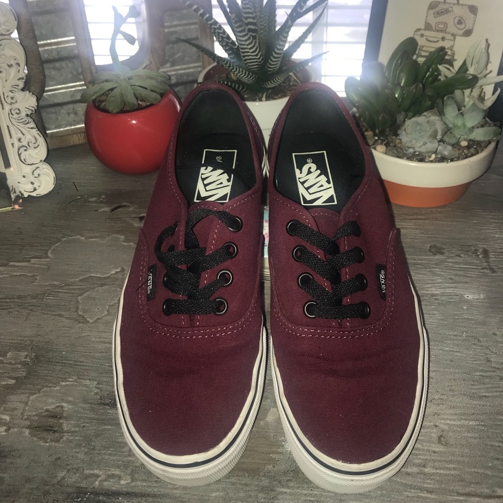 NIB Port Royale Vans